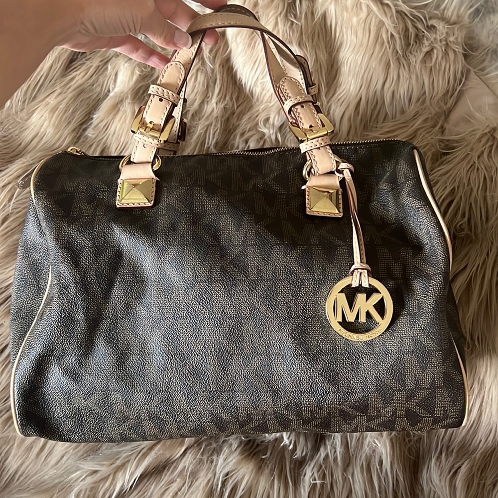 EUC MICHAEL KORS purse